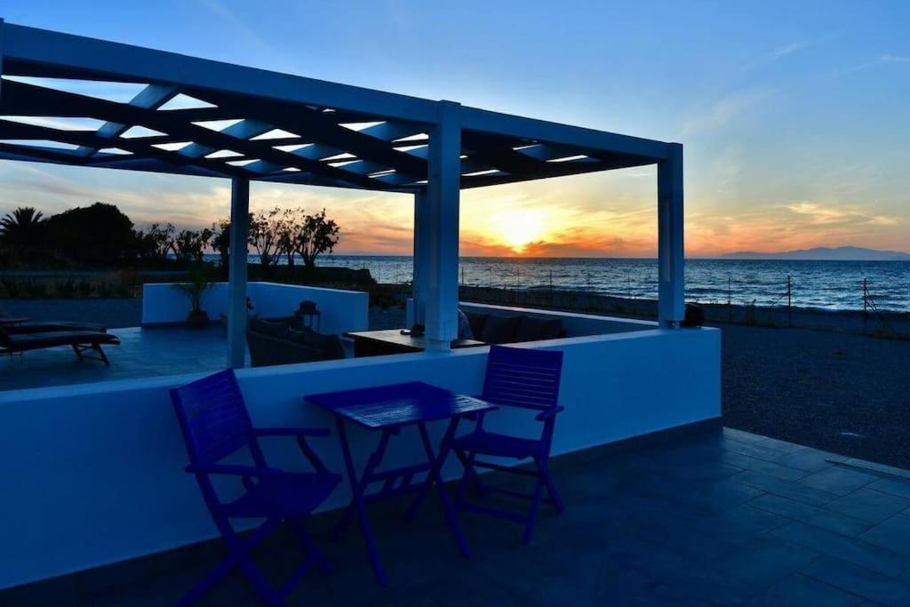 Lambou Beach Sunset Soroni Экстерьер фото