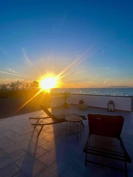 Lambou Beach Sunset Soroni Экстерьер фото